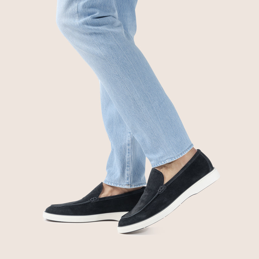 Slip-On Suede Loafers Zwart